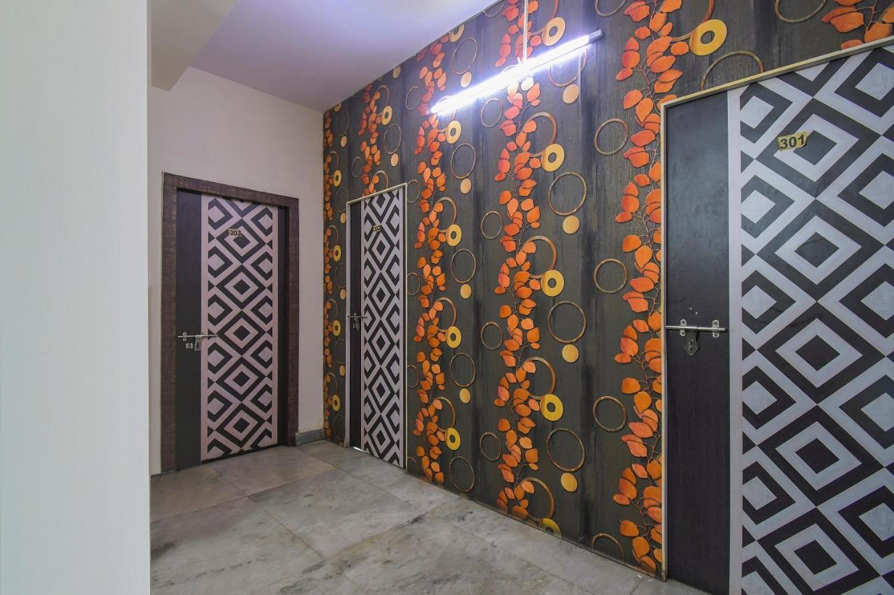 Super Collection O Bricks Inn Hazra Road Near Birla Mandir Kalkutta Exterior foto